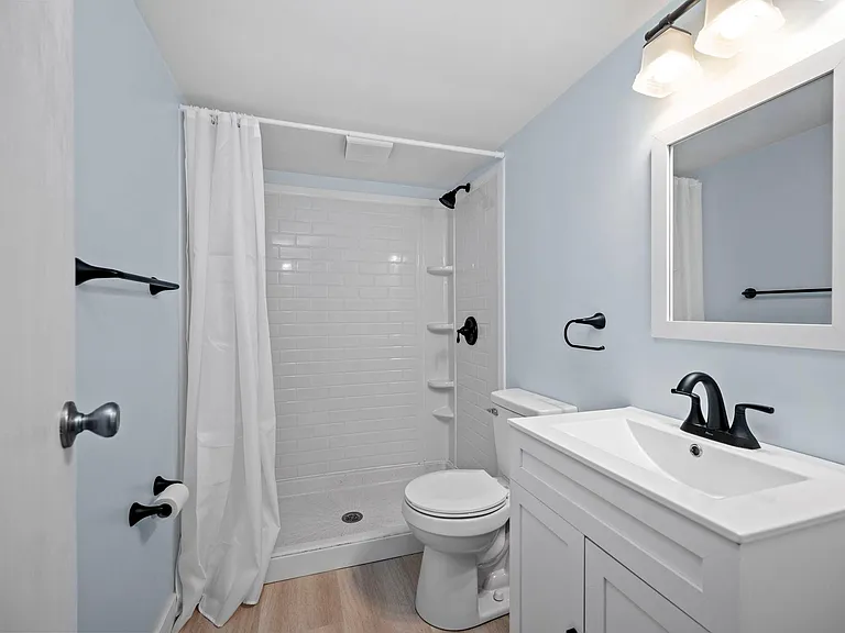 Full bath in lower level