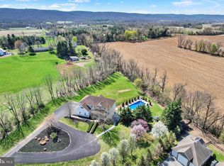 7 Beverly Ct, Carlisle, PA