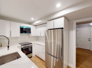 86 Toxteth St #2, Brookline, MA 02446
