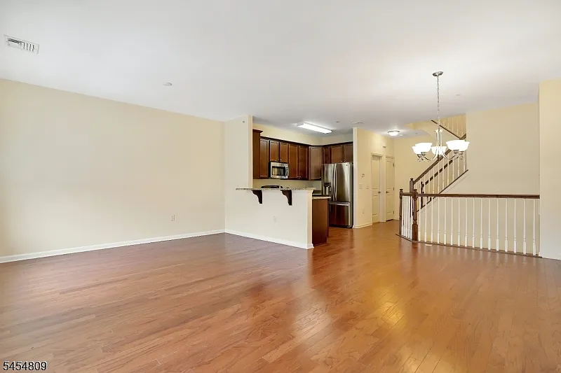 3 bed, 2.5 bath, $3,400 — Photo 4