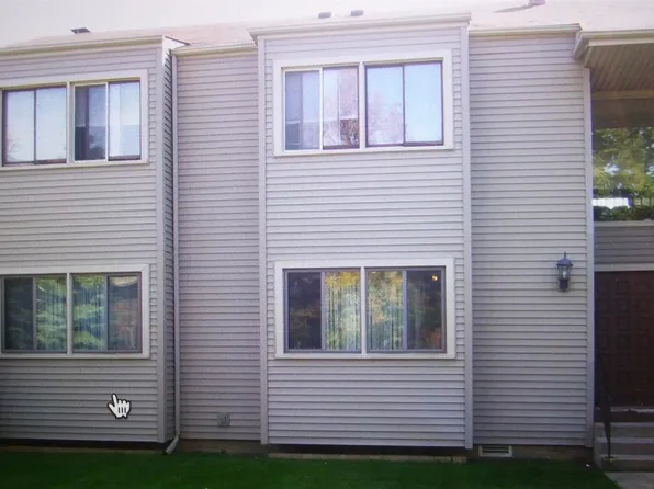 8510 Pepper Ridge Dr, Grand Blanc, MI 48439