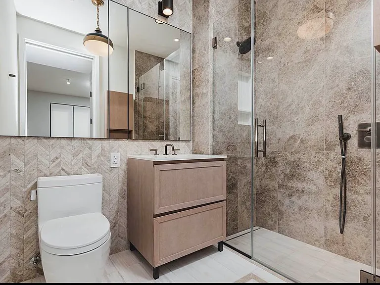262 9th St #Penthouse 801 — Photo 13