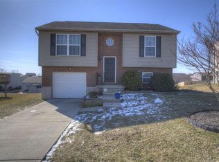 333 Rocky Pointe Ct, Walton, KY 41094