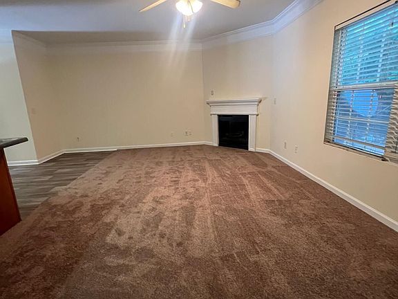 4th image of 5080 Elm St