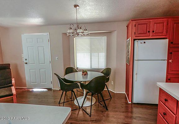 5th image of 898 N Ponderosa Pine Dr