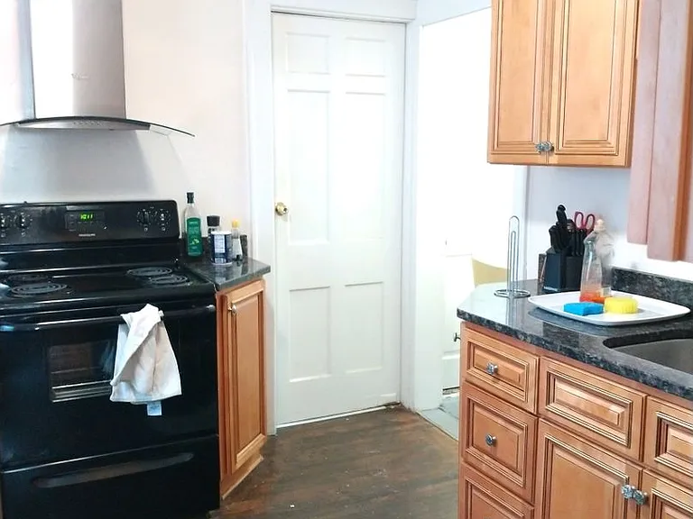 514 Valley Rd — Photo 15