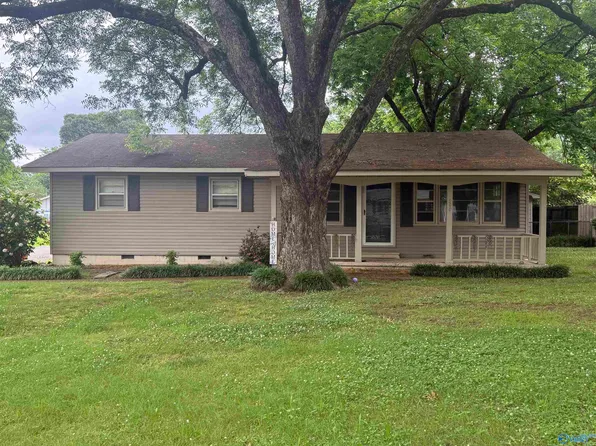 500 Crestline Dr SW, Hartselle, AL 35640