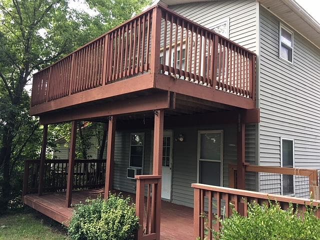 Lakeside front entrance