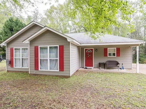 7 Mann St, Phenix City, AL 36869