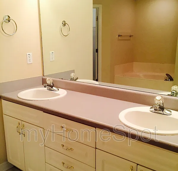 6805 Cedar Lake Dr — Photo 9