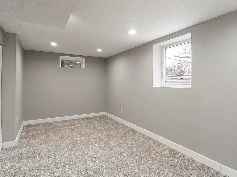 2041 S Cleveland St — Photo 15