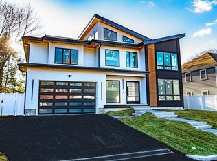 38 Kappius Path, Newton, MA 02459