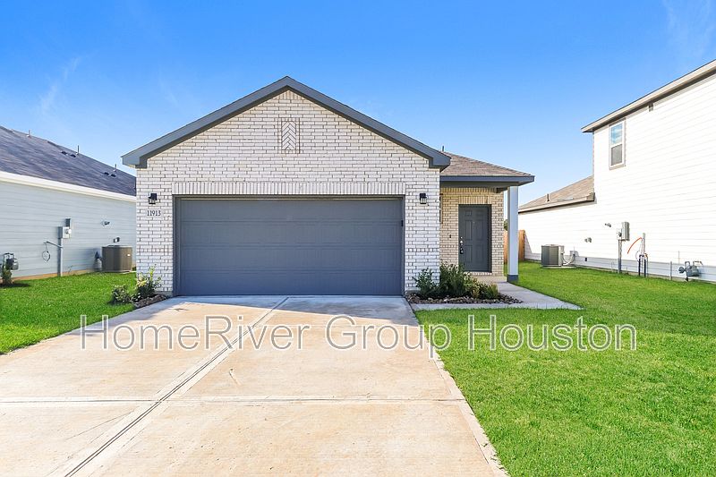 1st image of 11913 Whirlaway Dr