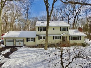 118 Weldon Rd, Lake Hopatcong, NJ 07849