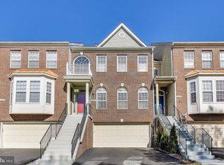 4741 Great Heron Cir, Fairfax, VA 22033