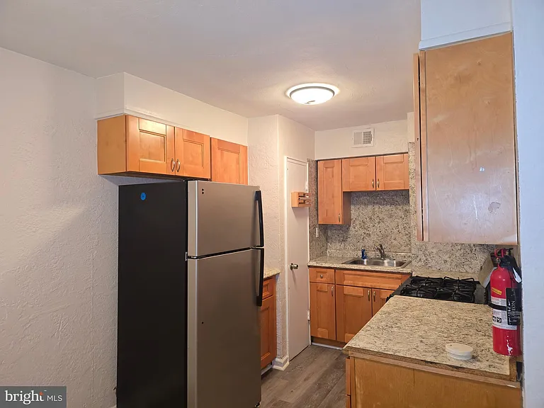 6135 Old York Rd #1/2-1 — Photo 25