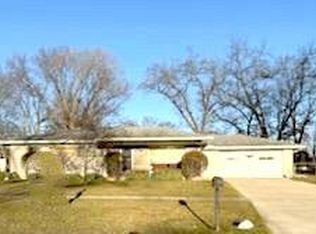 53432 Bruce Hill Dr, Utica, MI 48316