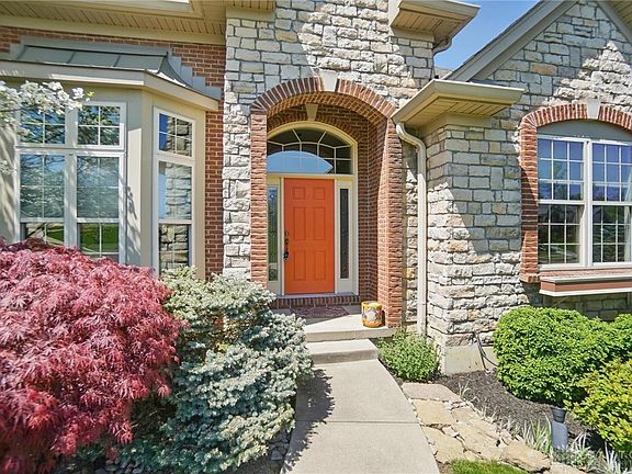 5th image of 5667 Hickory Place Dr