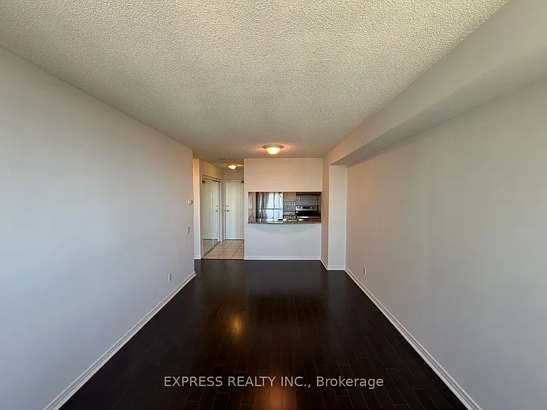 8 Hillcrest Ave #1602 — Photo 6
