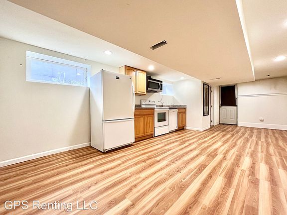 4th image of 7826 Lake City Way NE #11635779