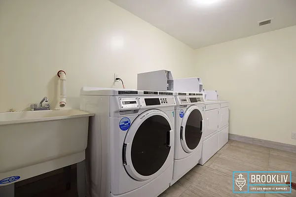 Rented by null | media 10