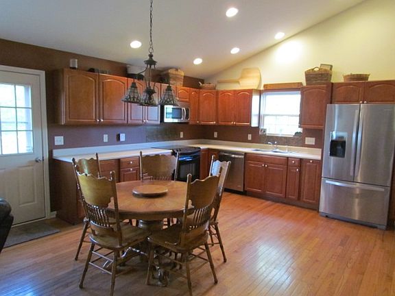 4th image of 26858 McArthur Ct