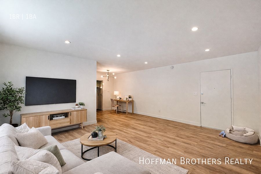 1st image of 859 S New Hampshire Ave #101