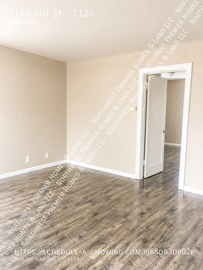 Updated 1-Bed with Washer/Dryer & Reserved Parking — Photo 3