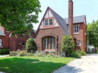 9814 S Hoyne Ave, Chicago, IL