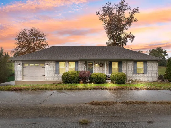 1008 Eagle Point Dr, Berea, KY 40403