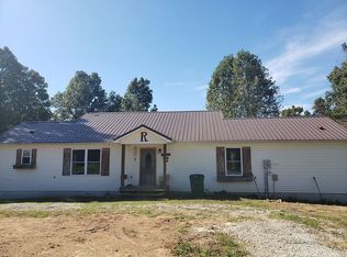 779 Doc Speevack Rd, Munfordville, KY 42765