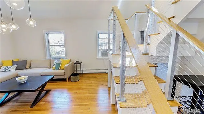 Sold by Prime Realty | media 7