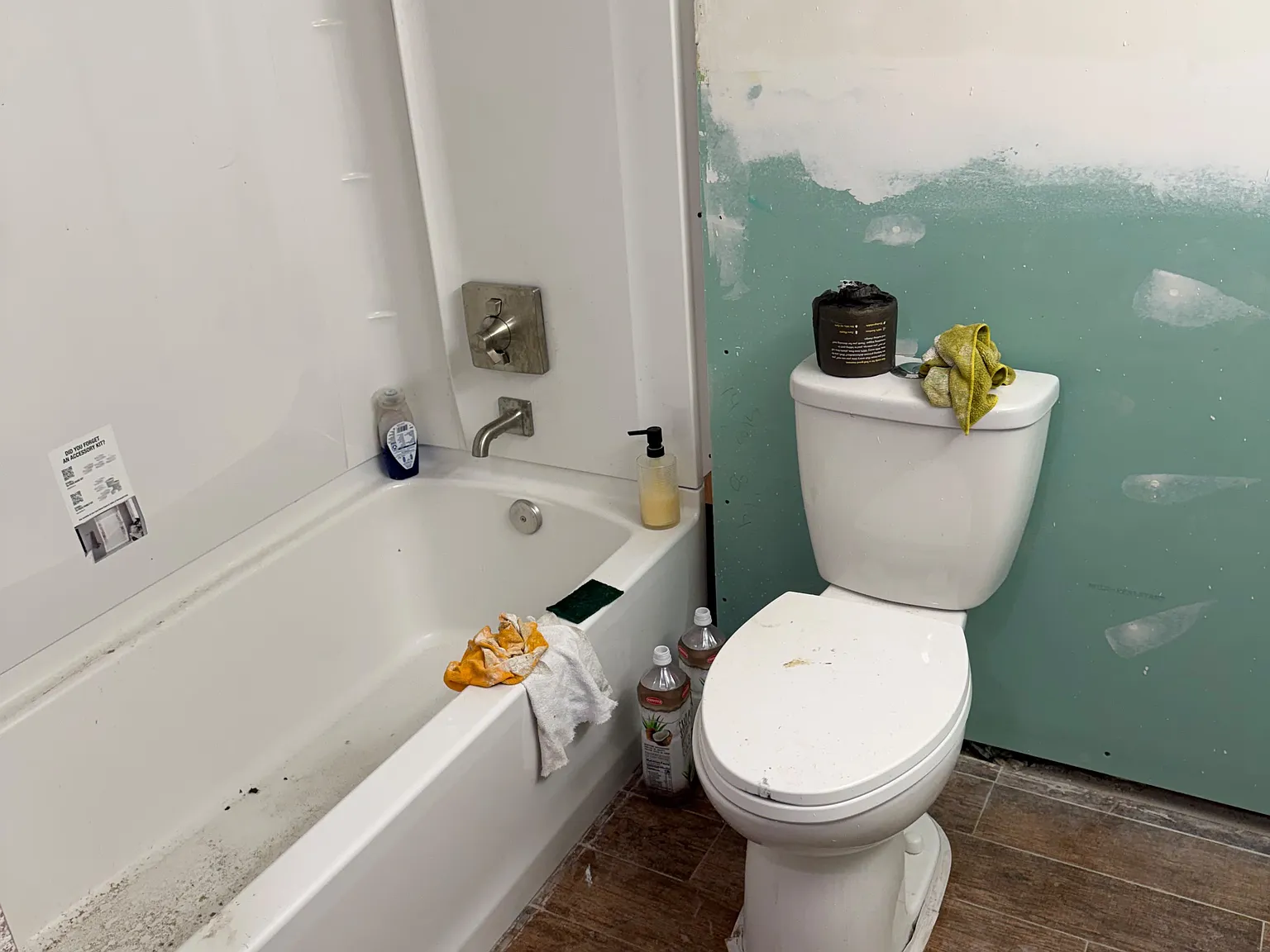 3 bed, 1300 sqft, $3,500 — Photo 3