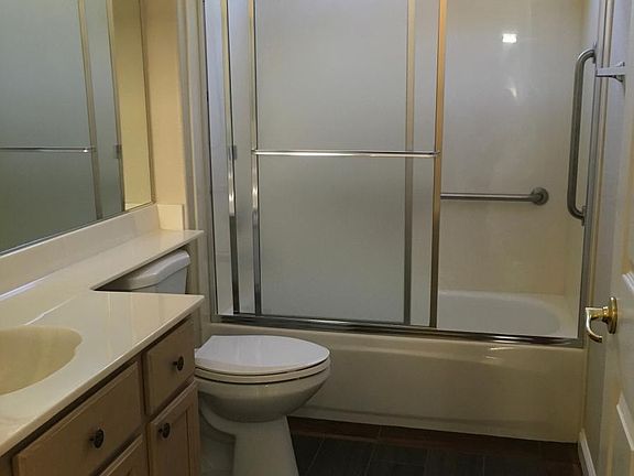 5th image of 108 Sonoma Ct