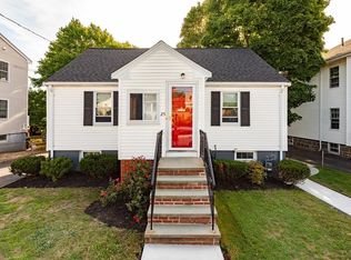 25 Pembroke St, Quincy, MA 02169