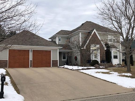 2nd image of 456 N 17th Dr