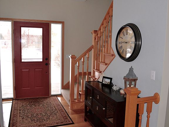 Entry way (main)