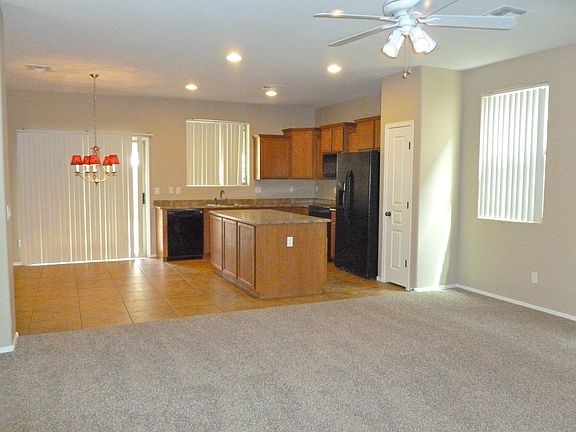 Battala3866 kitchen 1_04042013