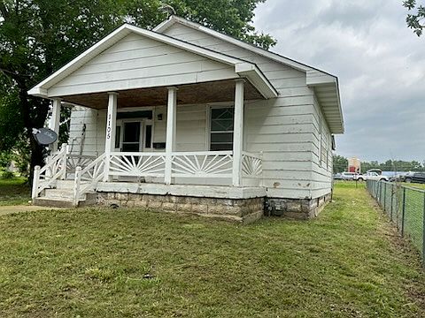 4th image of 200 E Centennial Dr