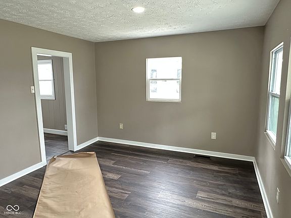 2nd image of 2261 N Moreland Ave
