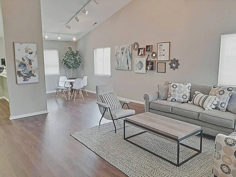 Paragon Pointe — Photo 3