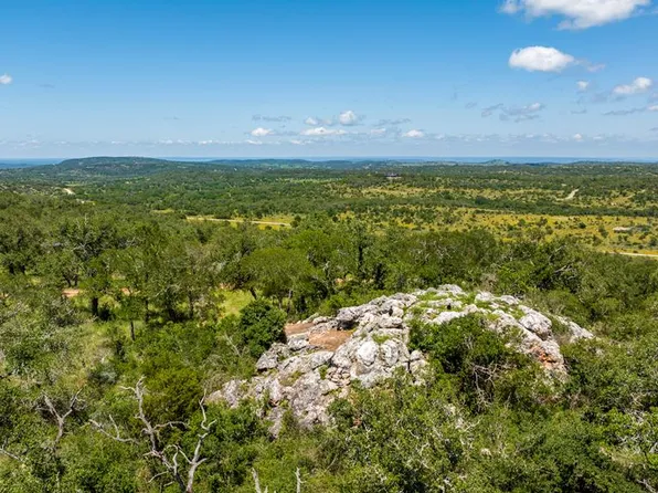 493 Buck Springs Ranch Rd, Llano, TX 78643