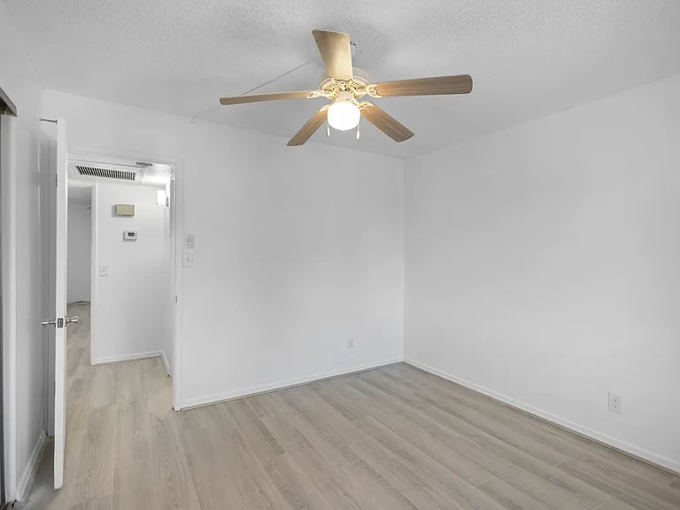 1920 W Lindner Ave #234 — Photo 13