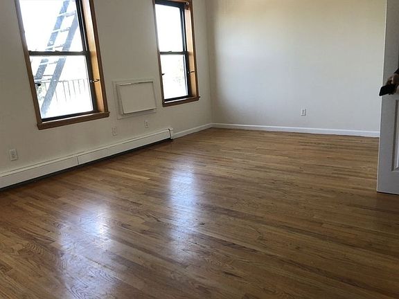 5th image of 3608 Astoria Blvd APT 2