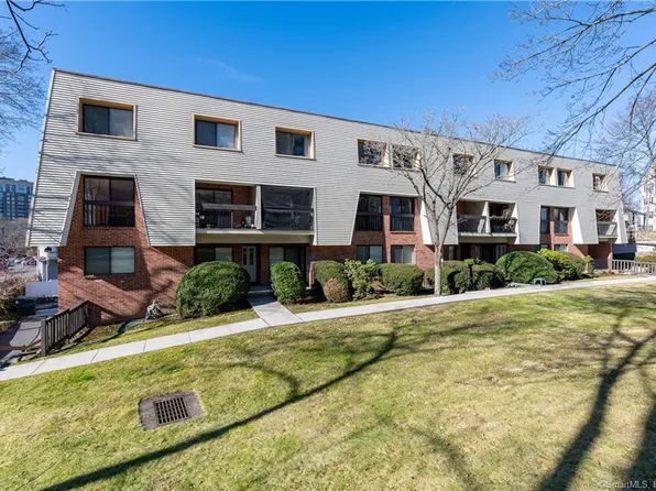 1 Valley Road #206, Stamford, CT 06902