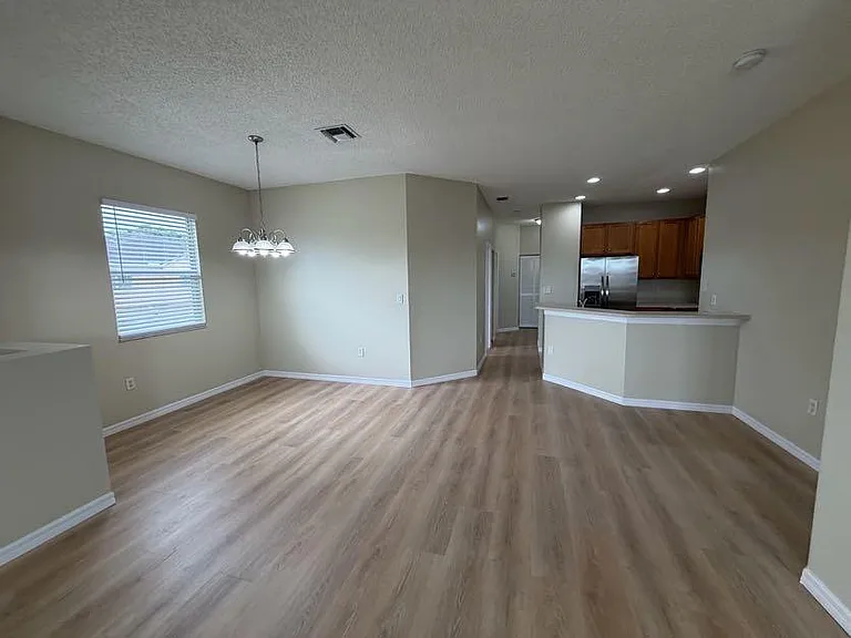 2925 Crestwood Ter #5204 — Photo 5