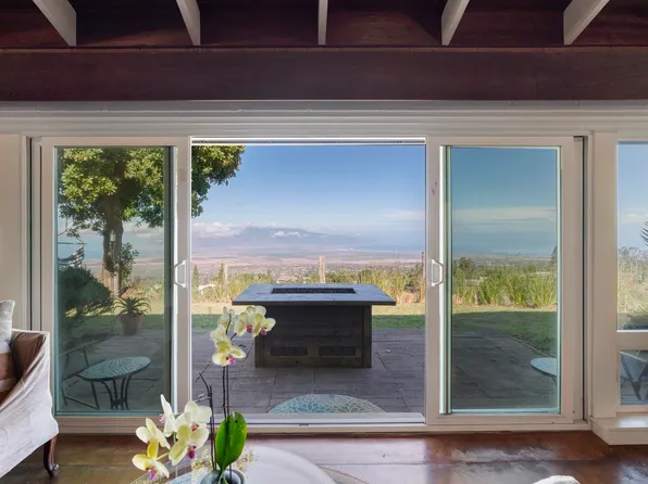 712 Upper Kimo Dr, Kula, HI 96790