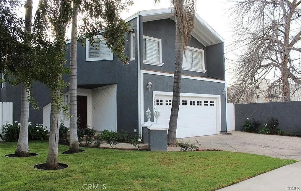 3 bed, 2031 sqft, $4,900 — Photo 2