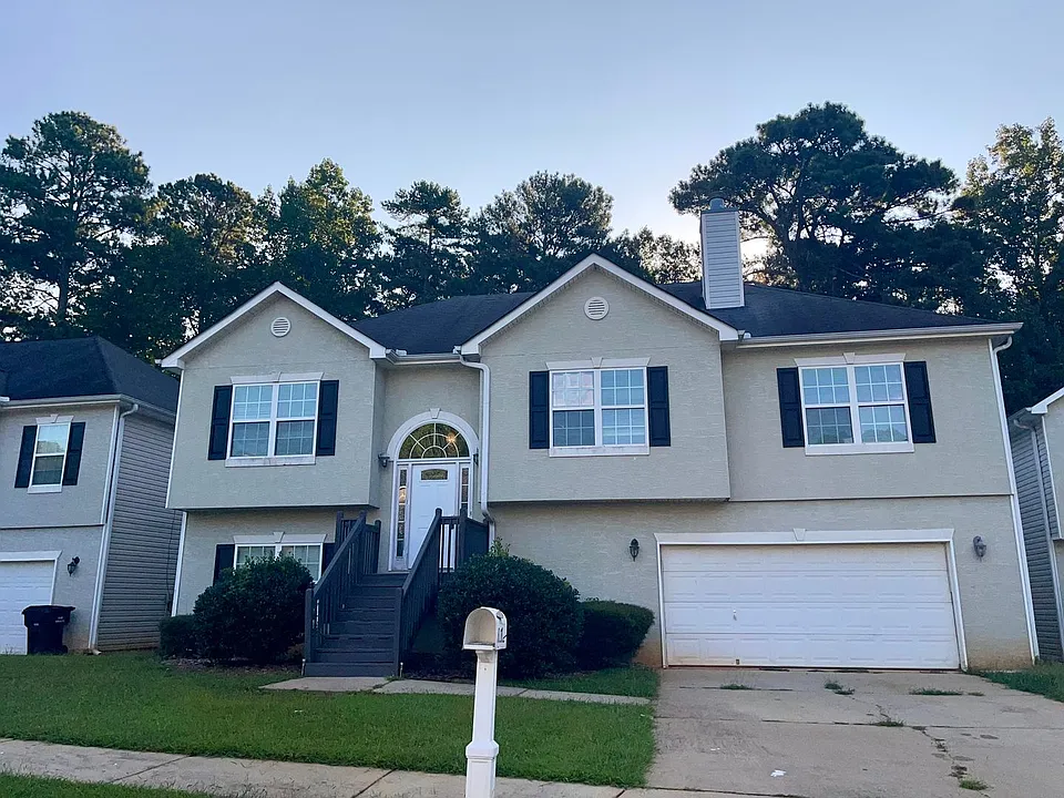 8262 Parkwood Pl