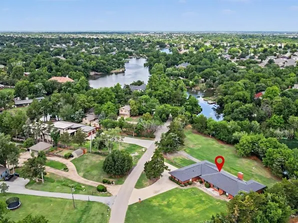 9600 Silver Lake Dr, Oklahoma City, OK 73162